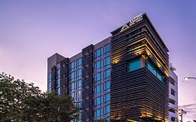 Amarin Hotel Rama 8